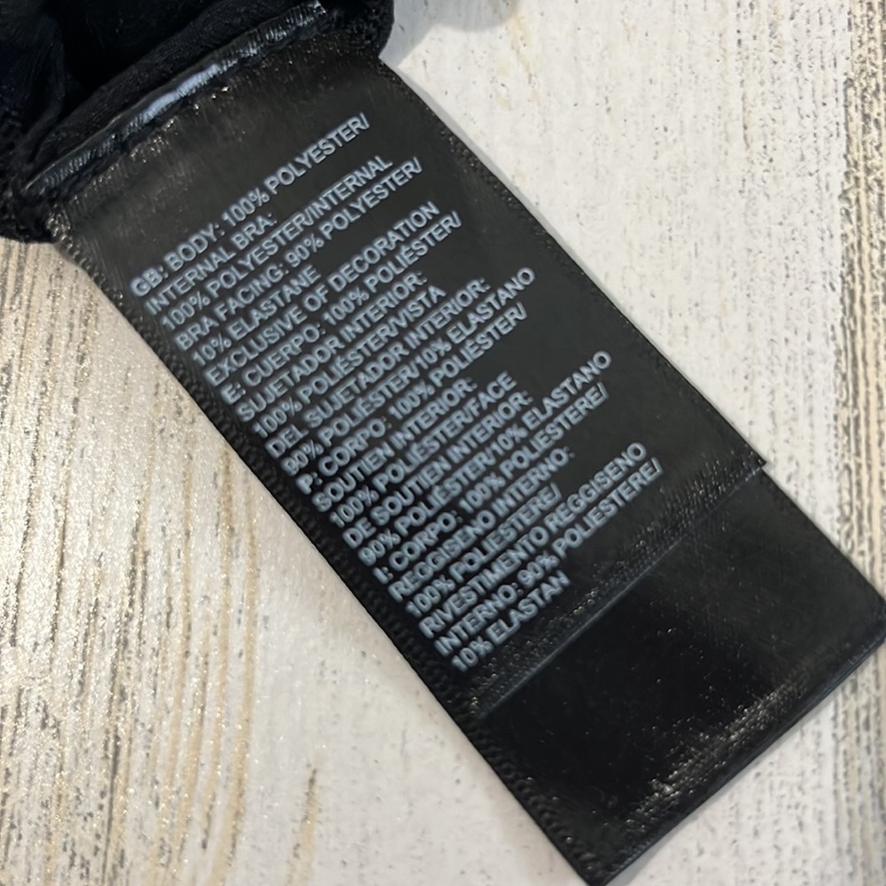 The North Face 2 in 1 tank size Small - Picture 9 of 9